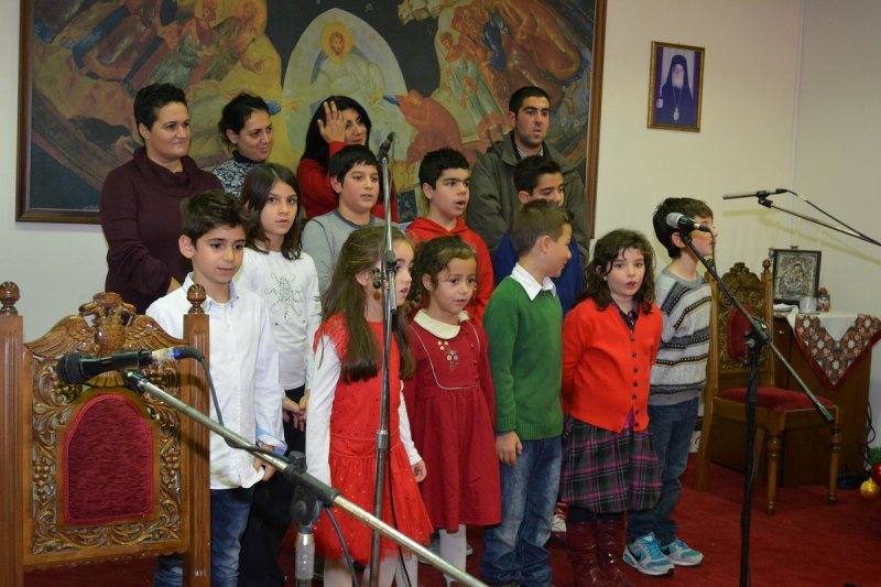 Χριστουγεννιάτικη εκδήλωση Παιδιών και Νέων Γενεσίου Θεοτόκου Μπεντεβή 2015