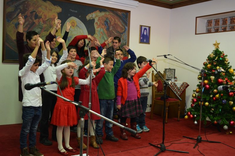 Χριστουγεννιάτικη εκδήλωση Παιδιών και Νέων Γενεσίου Θεοτόκου Μπεντεβή 2015